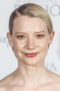 Mia Wasikowska