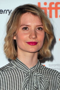 Mia Wasikowska