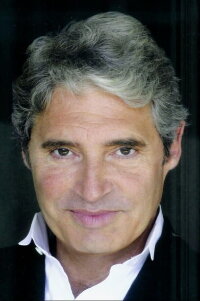 Michael Nouri