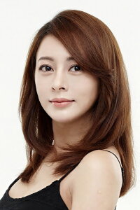Miki Lee
