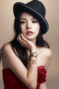 Min Hyo-rin