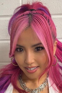 Mina Shirakawa