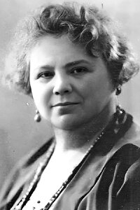 Minnie Rayner