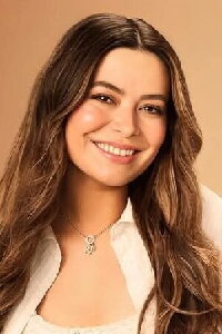 Miranda Cosgrove