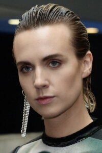 MØ
