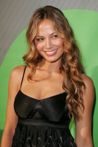 Moon Bloodgood