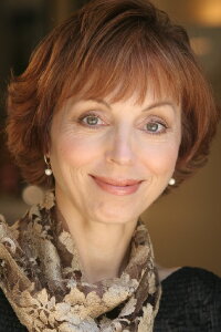 Nancy Linari