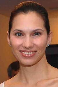 Nanette Medved
