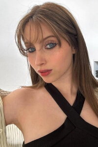 Natasha Cubría