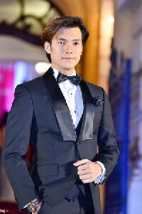 Nhan Phúc Vinh