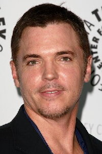 Nicholas Lea