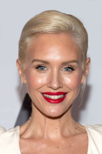Nicky Whelan