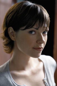 Nicole De Boer
