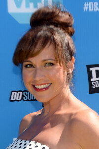Nikki DeLoach