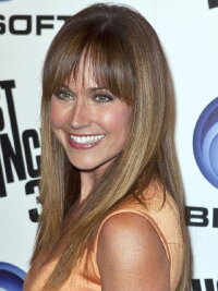 Nikki DeLoach