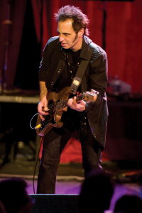 Nils Lofgren