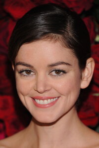 Nora Zehetner