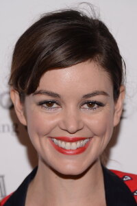 Nora Zehetner