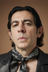 Okan Bayülgen