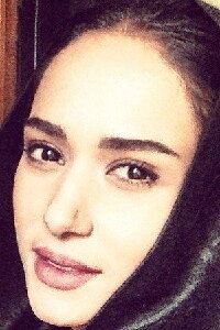 Parinaz Izadyar