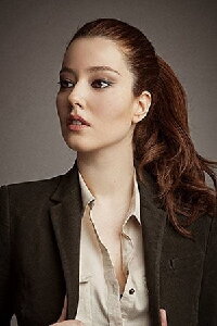 Pelin Akil