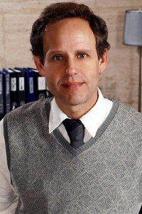 Peter MacNicol