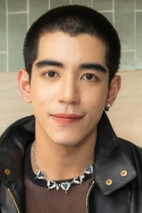 Pide Monthapoom Sumonvarangkul