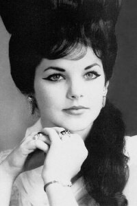 Priscilla Presley