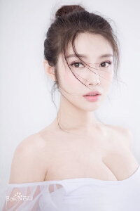 Raquel Xu Dongdong