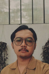 Re Fakhri
