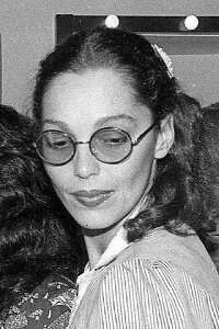 Regina Chaves