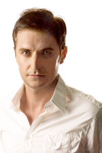 Richard Armitage