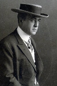 Robert Edeson