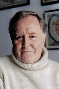 Robert Hardy