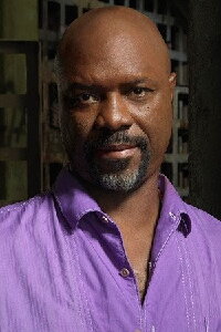 Robert Wisdom