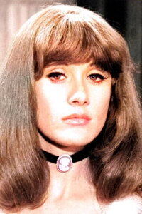 Robyn Hilton