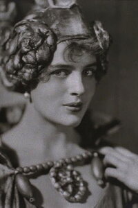 Rosamond Pinchot