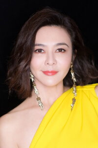 Rosamund Kwan Chi-Lam