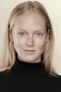 Rosy McEwen