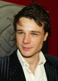 Rupert Evans
