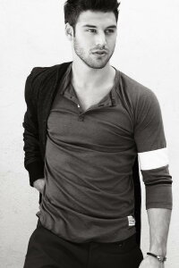 Ryan Guzman