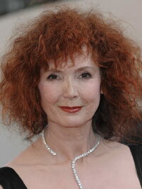 Sabine Azéma