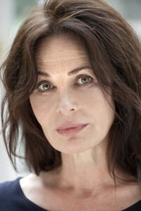 Sally Dexter