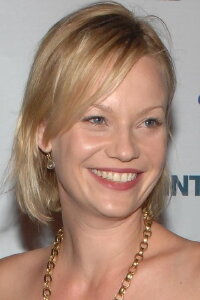 Samantha Mathis