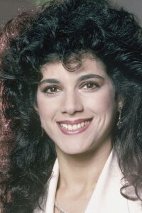 Saundra Santiago