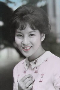 Sayuri Yoshinaga