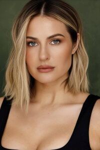 Scout Taylor-Compton