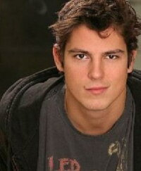 Sean Faris