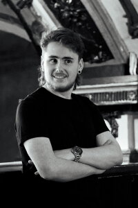 Seán Leahy
