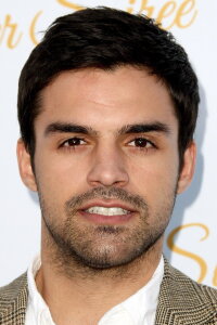 Sean Teale